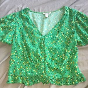 i am selling a blouse !